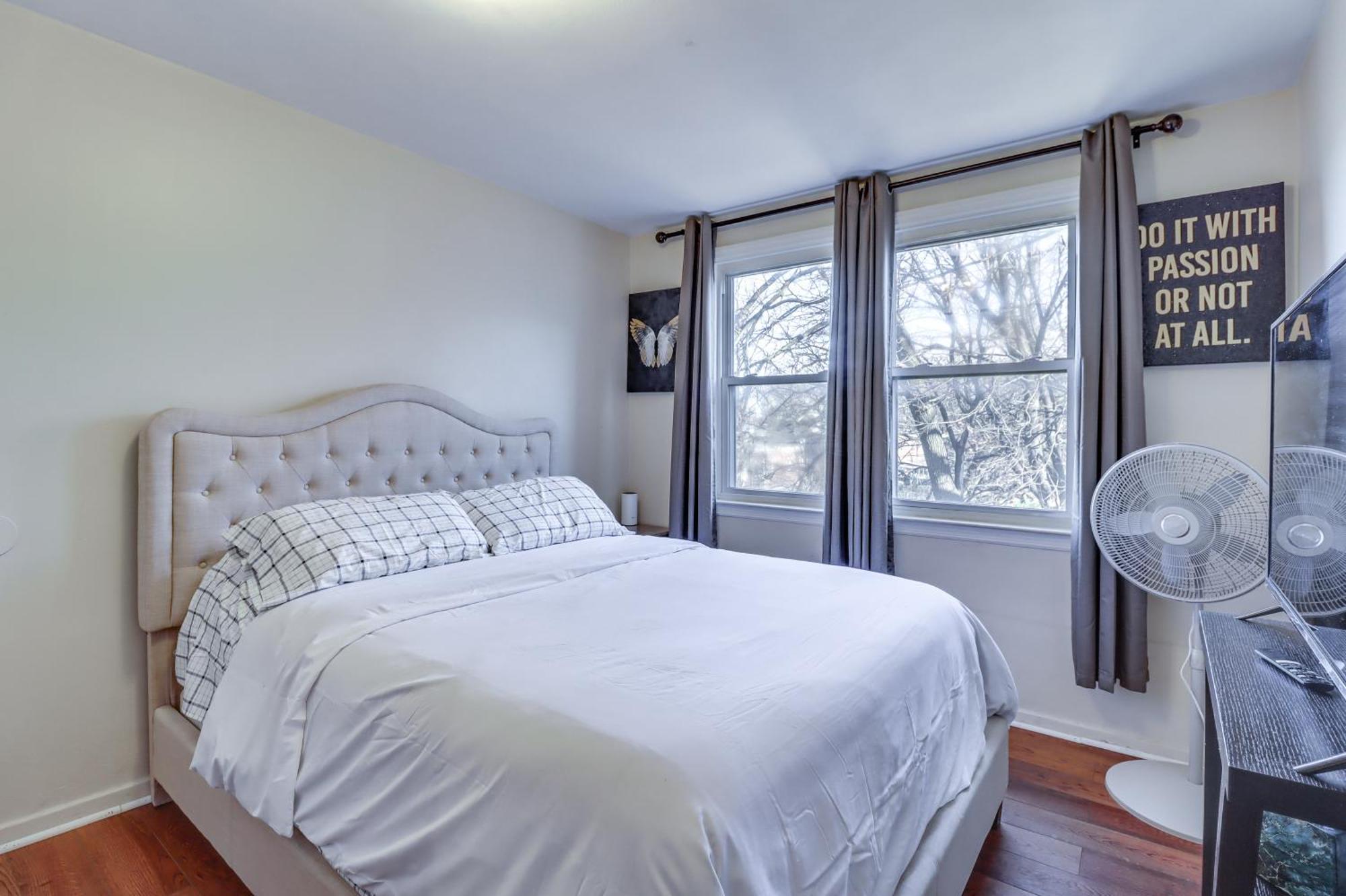 Cozy Near Historic Downtown Apartment