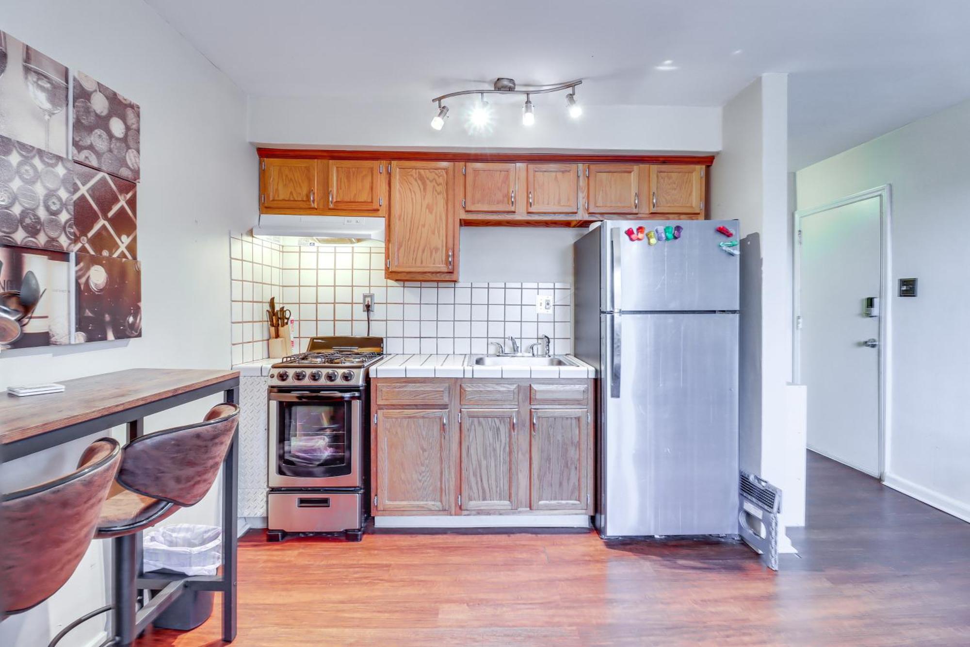 Cozy Near Historic Downtown Apartment
