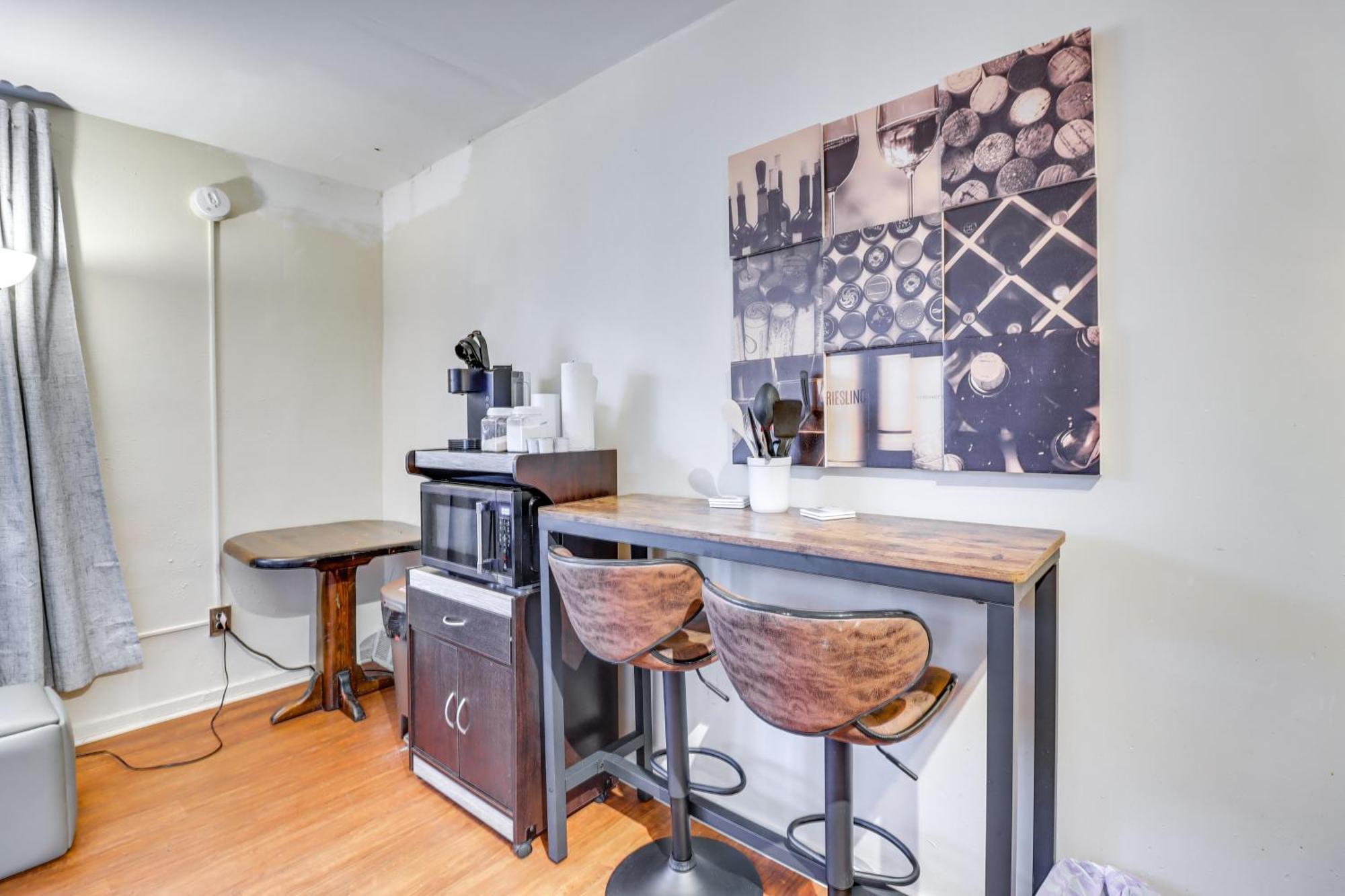Cozy Near Historic Downtown
